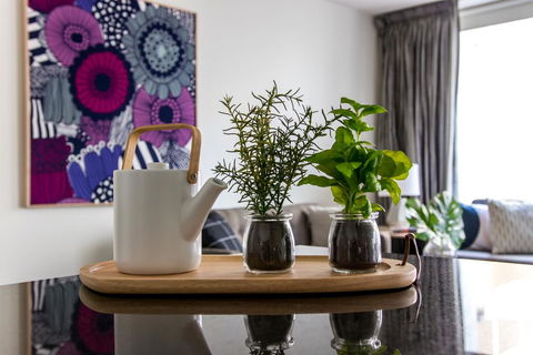 Stunning, Central Huge CBD Pad, Free WiFi, Netflix - Palm Beach Accommodation 2