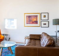 Stylish Warehouse Convert 2 Bedroom Apartment - Palm Beach Accommodation