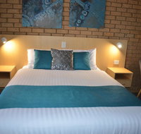 Sunray Motor Inn - Palm Beach Accommodation