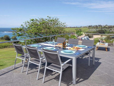 Sunrise Over Easts 1 - Pets Stay Free, Views - Palm Beach Accommodation 2