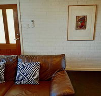 Superb 2 BR Apartment Minutes to CBD- Cen7 - Palm Beach Accommodation