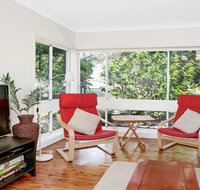 Surf Beach Views - quiet position close to beach - Palm Beach Accommodation