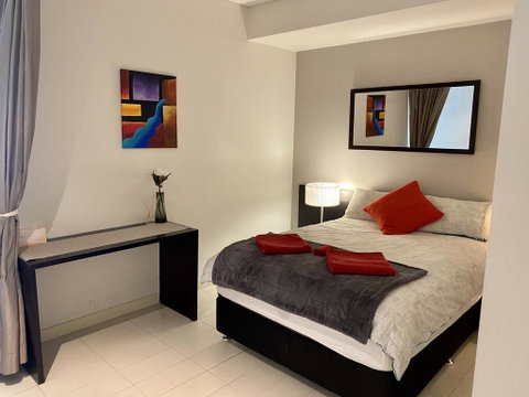 Sydney CBD Central Location - Spacious Apartment - Parking - Pool - Gym - Best Location - Palm Beach Accommodation 3