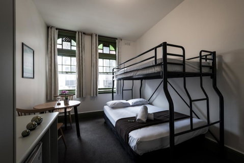Sydney Central Inn - Palm Beach Accommodation 2