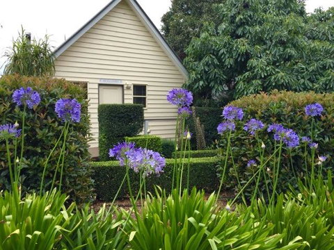 Tamborine Gardens - Palm Beach Accommodation 1