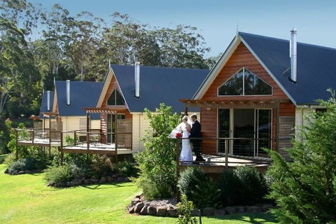 Tamborine Gardens - Palm Beach Accommodation 0