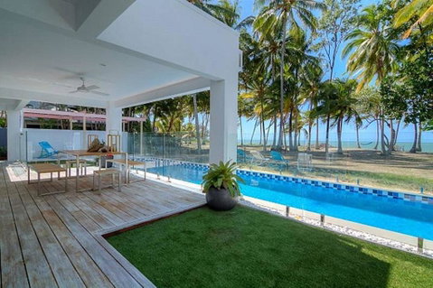 Tenterfield On Oak - Palm Beach Accommodation 0
