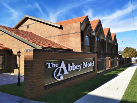 The Abbey Motel Goulburn - Palm Beach Accommodation 0