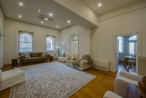 Roxburgh House Apartments - Palm Beach Accommodation 13