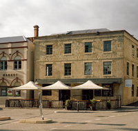 Moss Hotel - Palm Beach Accommodation