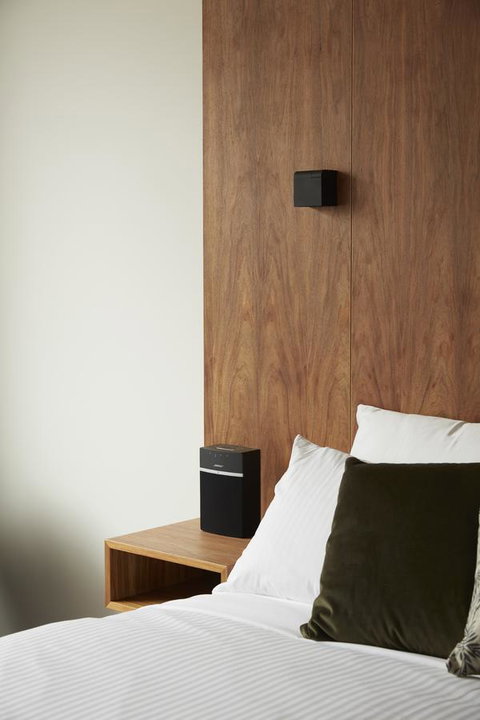 Moss Hotel - Palm Beach Accommodation 6