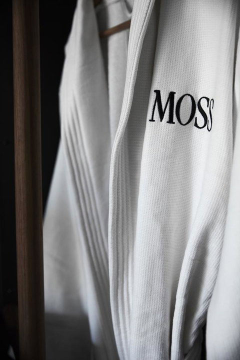 Moss Hotel - Palm Beach Accommodation 11