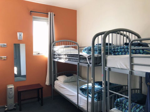 The Nook Backpackers - Palm Beach Accommodation 1
