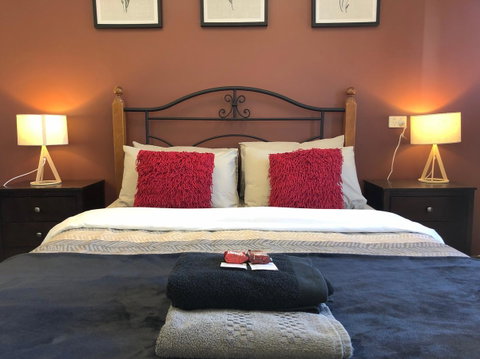 The Nook Backpackers - Palm Beach Accommodation 3