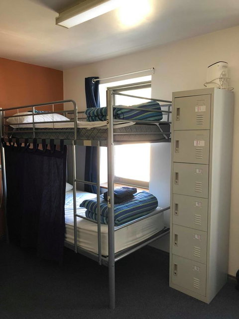 The Nook Backpackers - Palm Beach Accommodation 16