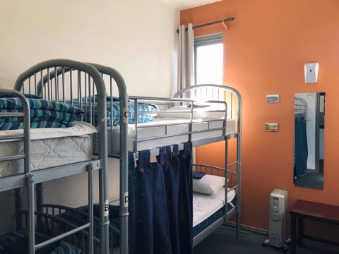 The Nook Backpackers - Palm Beach Accommodation 9