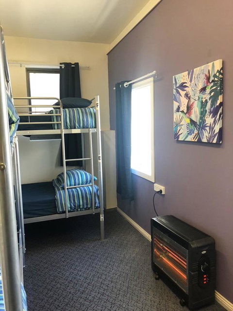 The Nook Backpackers - Palm Beach Accommodation 11