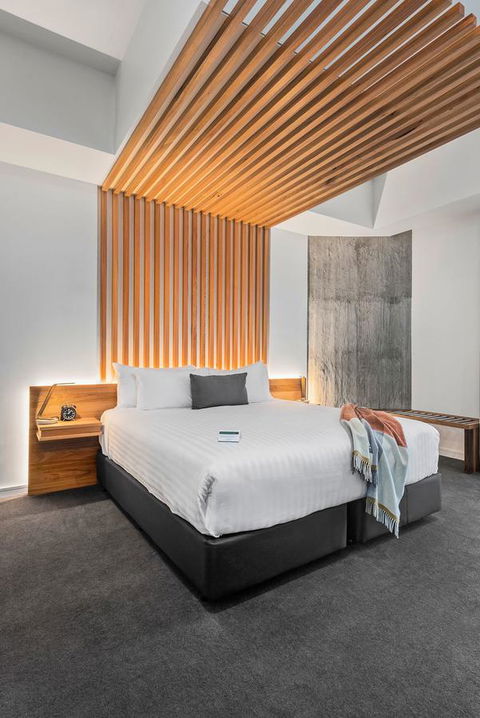 Peppers Silo - Palm Beach Accommodation 23