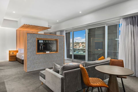Peppers Silo - Palm Beach Accommodation 22