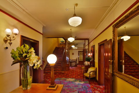 Astor Private Hotel - Palm Beach Accommodation 0