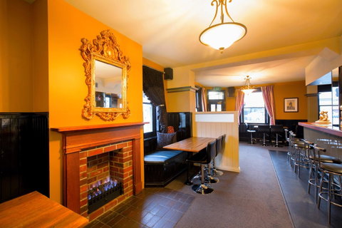 The Tasmanian Inn - Palm Beach Accommodation 36