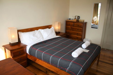 The Tasmanian Inn - Palm Beach Accommodation 17