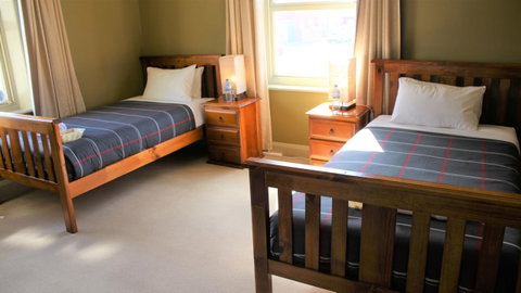 The Tasmanian Inn - Palm Beach Accommodation 15