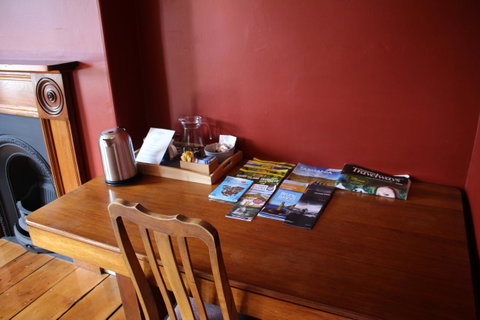 The Tasmanian Inn - Palm Beach Accommodation 19
