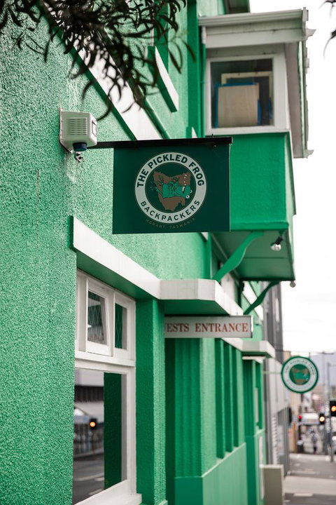 The Pickled Frog - Palm Beach Accommodation 15