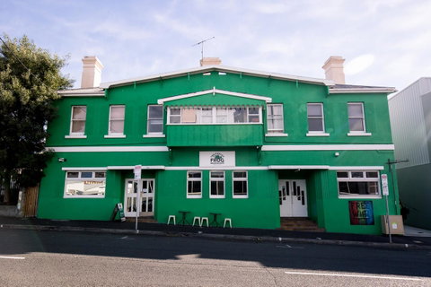 The Pickled Frog - Palm Beach Accommodation 33