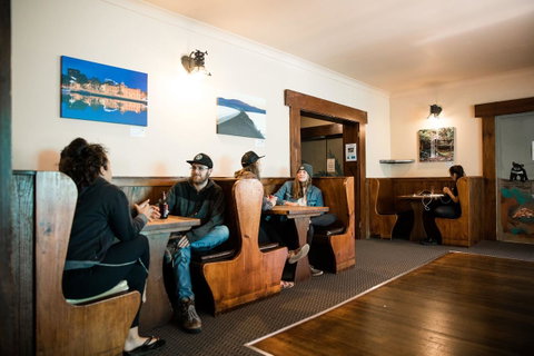 The Pickled Frog - Palm Beach Accommodation 4