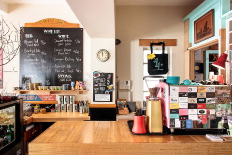 Alabama Hotel Hobart - Palm Beach Accommodation 5