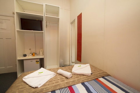 The Brunswick Hotel - Palm Beach Accommodation 39