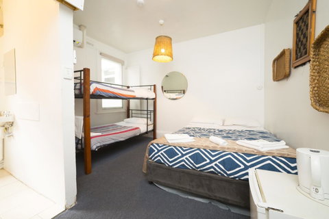 The Brunswick Hotel - Palm Beach Accommodation 38