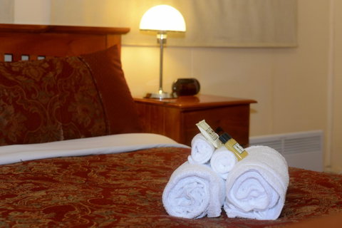 Edinburgh Gallery Bed & Breakfast - Palm Beach Accommodation 18