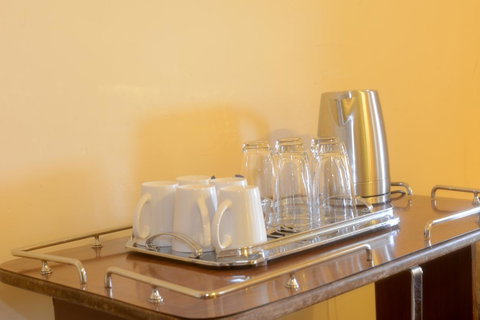 Edinburgh Gallery Bed & Breakfast - Palm Beach Accommodation 42