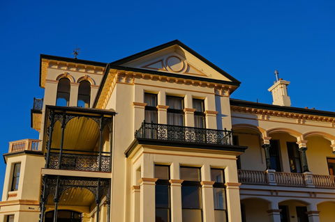 Maylands Lodge - Palm Beach Accommodation 24