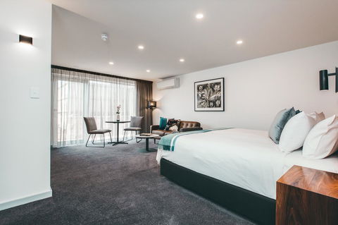 Maylands Lodge - Palm Beach Accommodation 26
