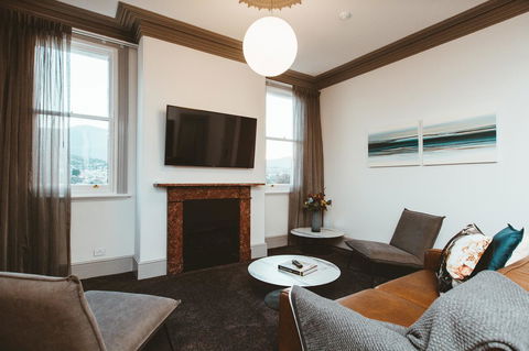 Maylands Lodge - Palm Beach Accommodation 12