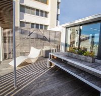 Avalon City Retreat - Palm Beach Accommodation