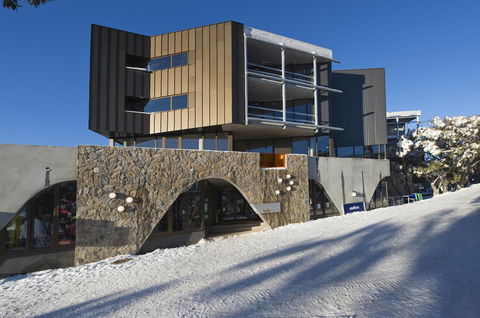 Buller Central Hotel - Palm Beach Accommodation 10