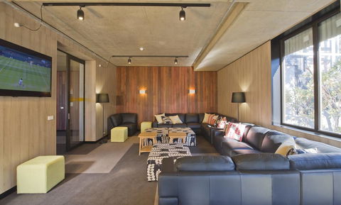 Buller Central Hotel - Palm Beach Accommodation 12