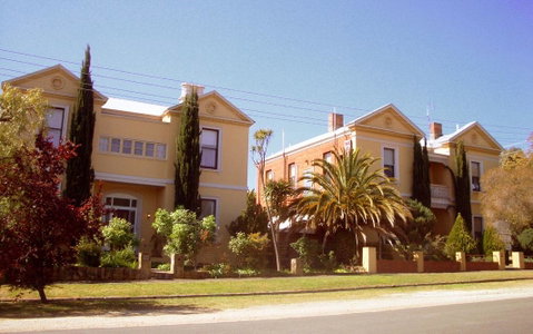Campbell St Lodge - Palm Beach Accommodation 28