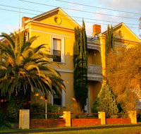 Campbell st Lodge - Palm Beach Accommodation
