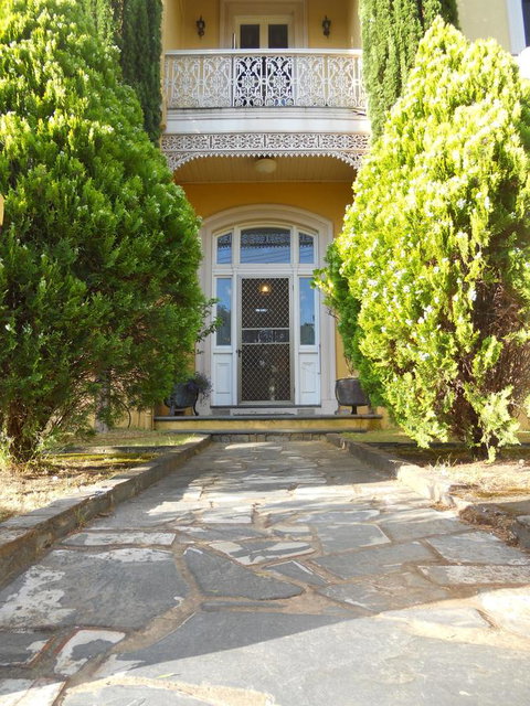 Campbell St Lodge - Palm Beach Accommodation 29