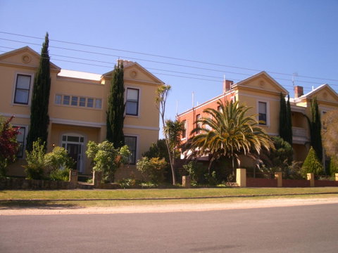 Campbell St Lodge - Palm Beach Accommodation 26
