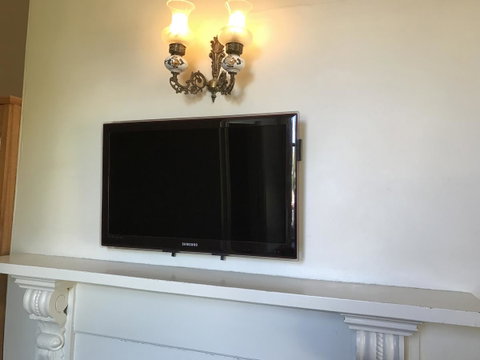 Campbell St Lodge - Palm Beach Accommodation 35