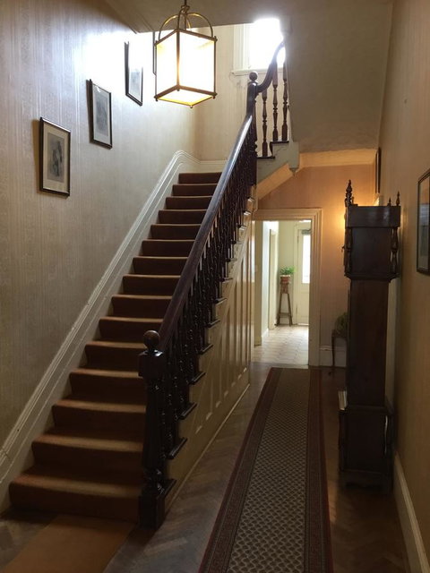 Campbell St Lodge - Palm Beach Accommodation 3
