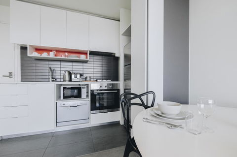 Mono Apartments On Franklin Street - Palm Beach Accommodation 19