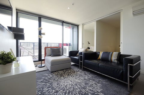 Mono Apartments On Franklin Street - Palm Beach Accommodation 0